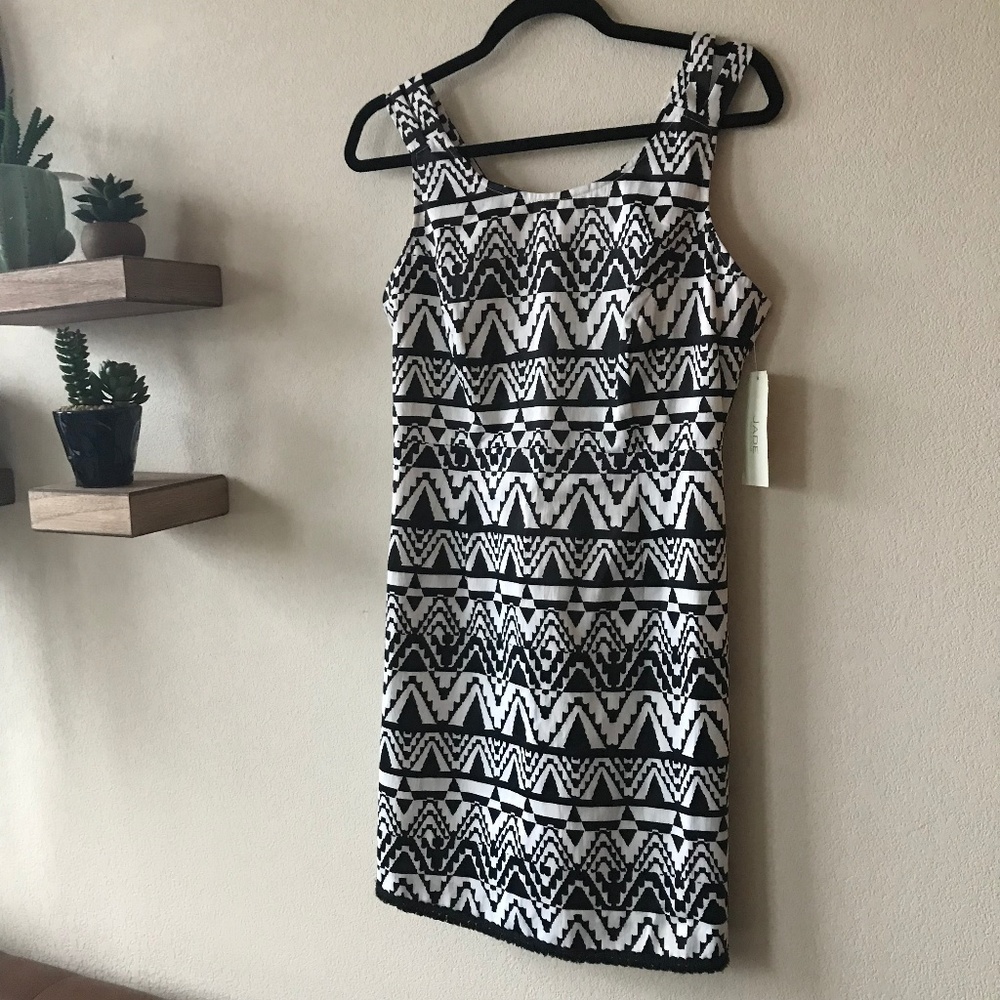 Jade Black and white silky material dress size S
